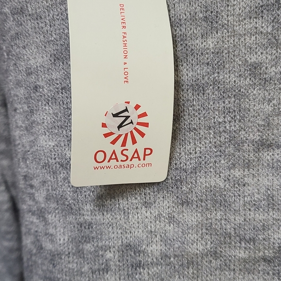 Sweater - Picture 2 of 4